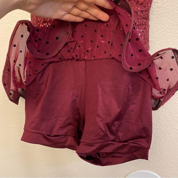 Weissman dance costume burgundy red biketard Hung Up
10877 child LC - Picture 4 of 11